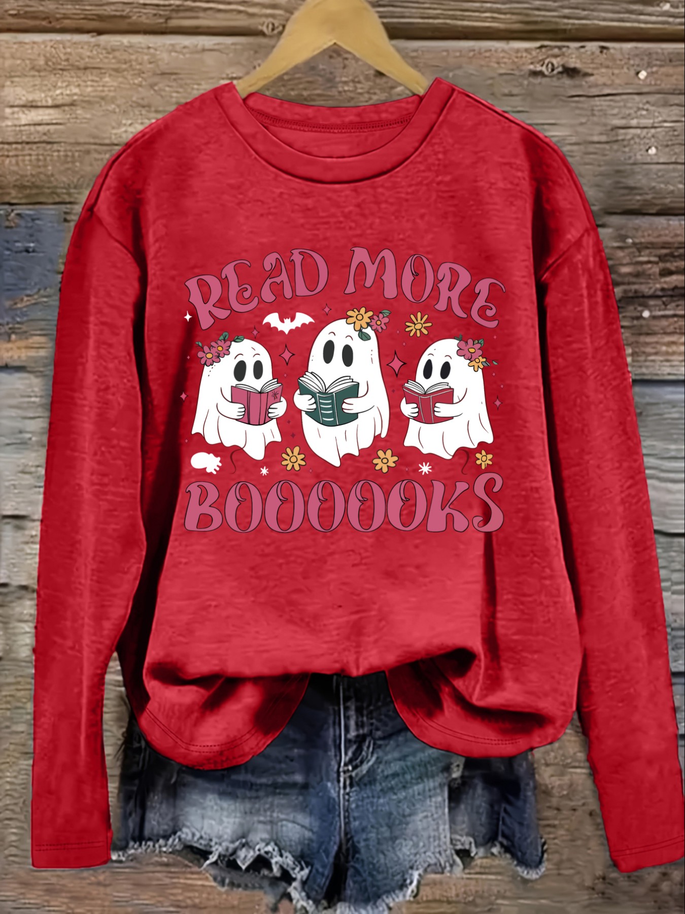 レディースカジュアル長袖クルーネックTシャツ「読書好きの幽霊 - Books のレビューと価格