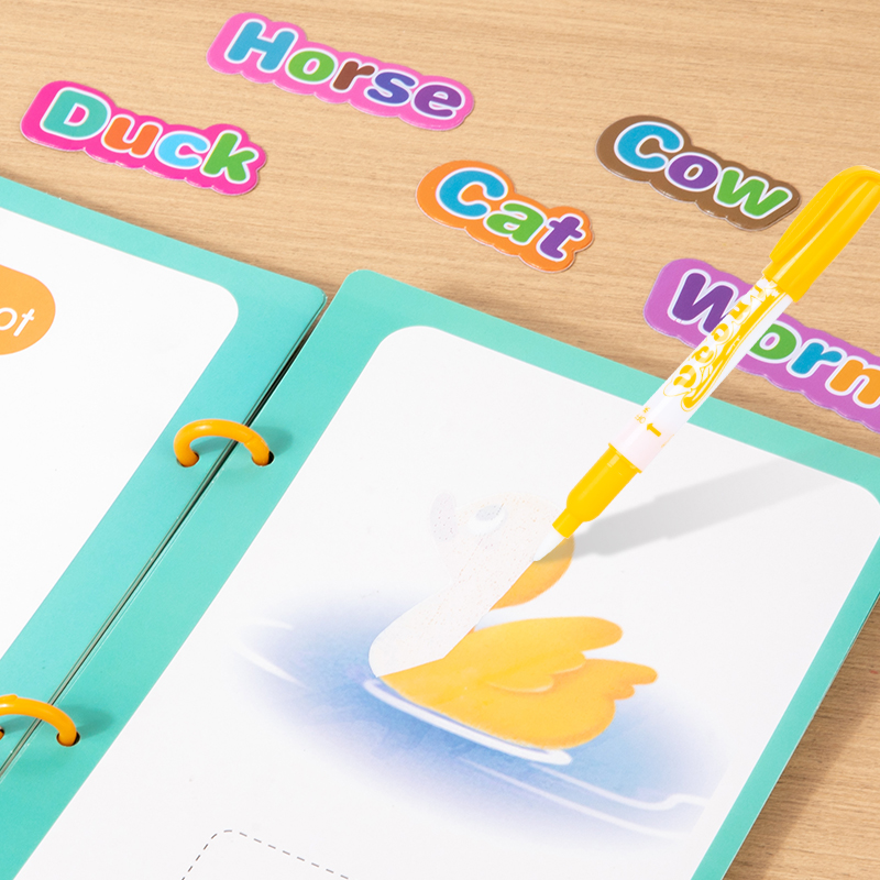 子供の早期教育おもちゃ魔法の本ペン付き水描画おもちゃギフト再 - Reusable Water Magic Coloring Book のレビューと価格